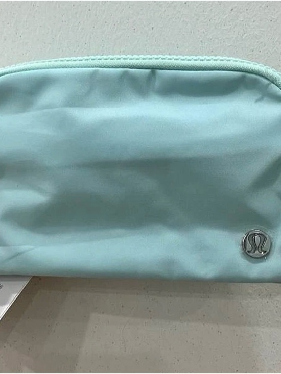 lululemon athletica Handbags - Lululemon Everywhere Belt Bag 1L Wathet NWT Rare Color